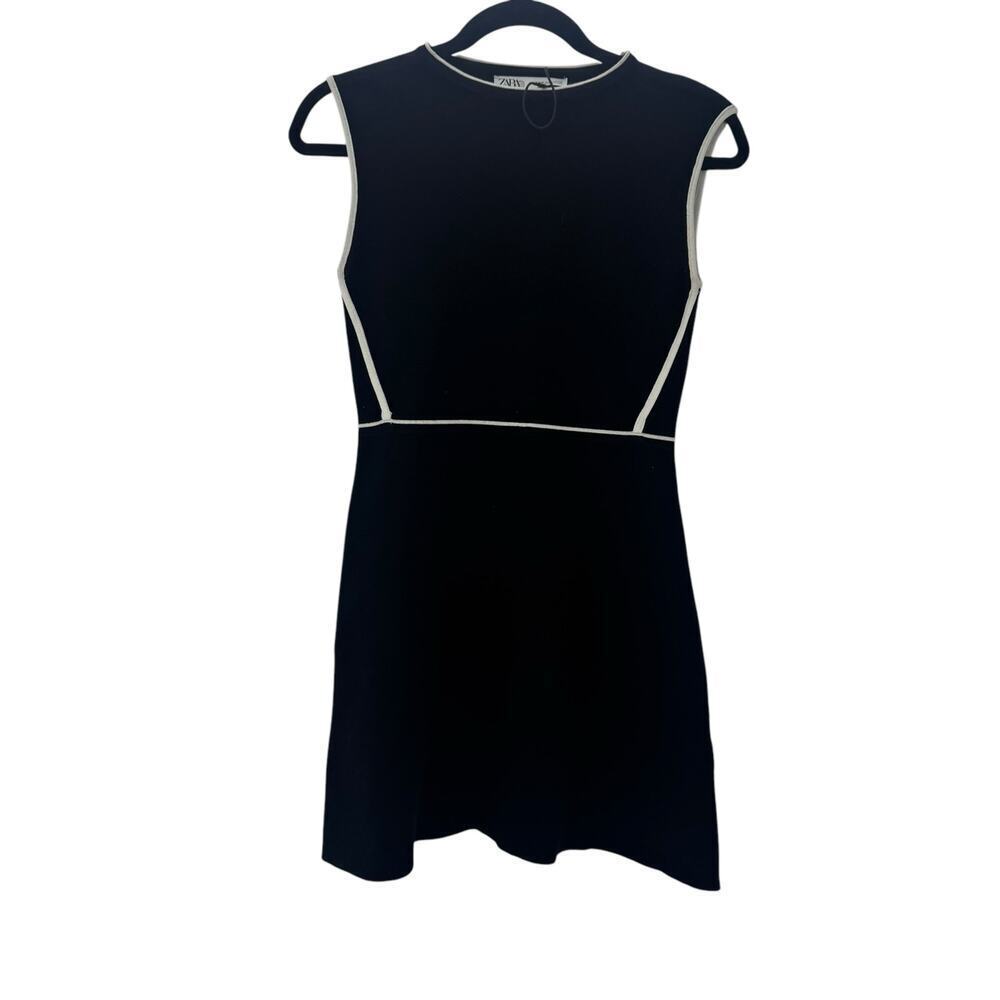 Zara Women's Knit Fit and Flare Dress Sleeveless Black/White Size Medium - Picture 5 of 8